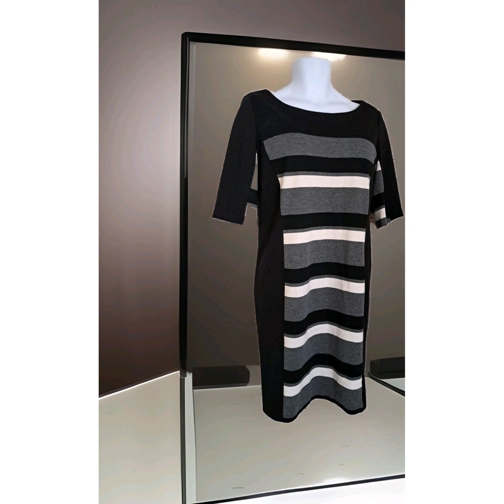 Julian Taylor Dress 16W‎ Black Striped Exposed Back Zipper Short Sleeve Stretch